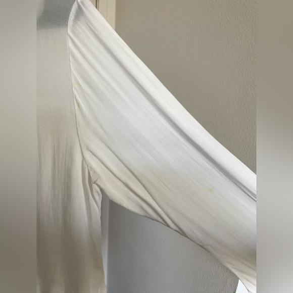 BRANDY MELVILLE White long sleeve/bell sleeve crop top - Picture 5 of 6